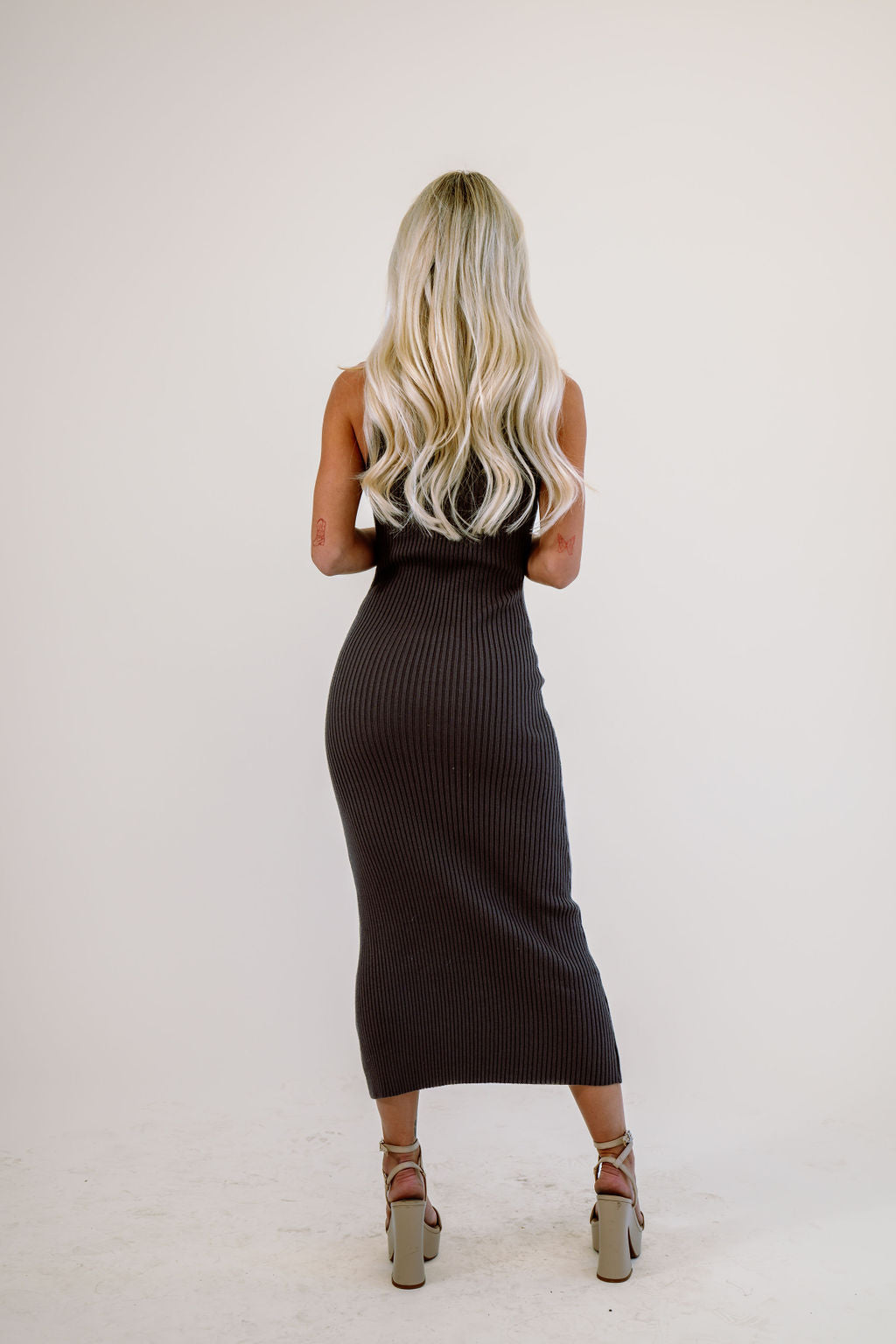 LUCY GREY RIBBED MIDI