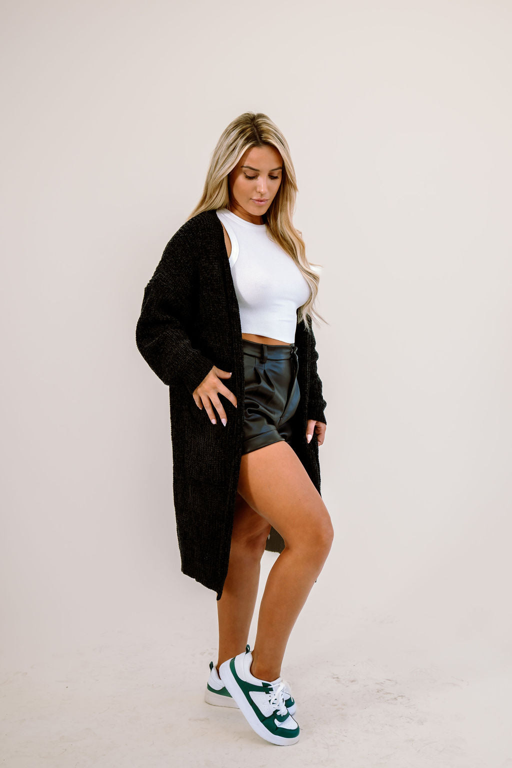 SWIFT BLACK COZY KNIT CARDIGAN