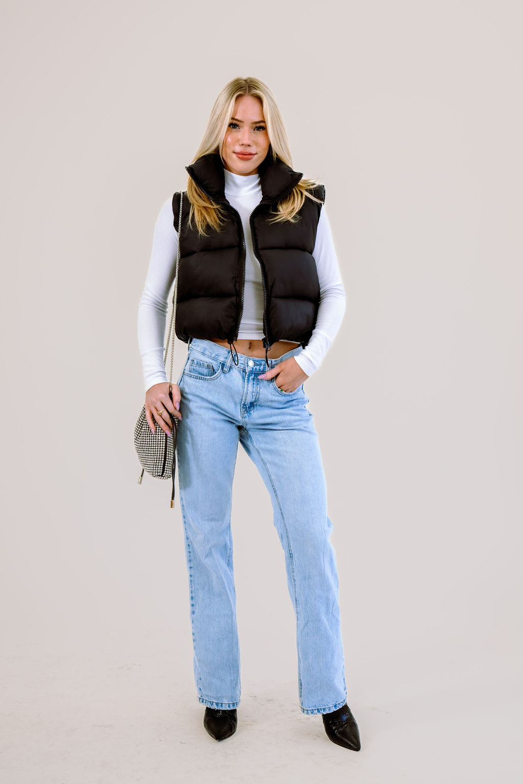 ASPEN BLACK CROPPED PUFFER VEST