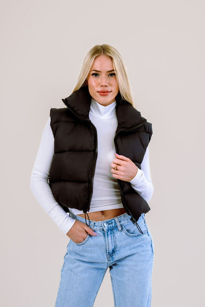 ASPEN BLACK CROPPED PUFFER VEST