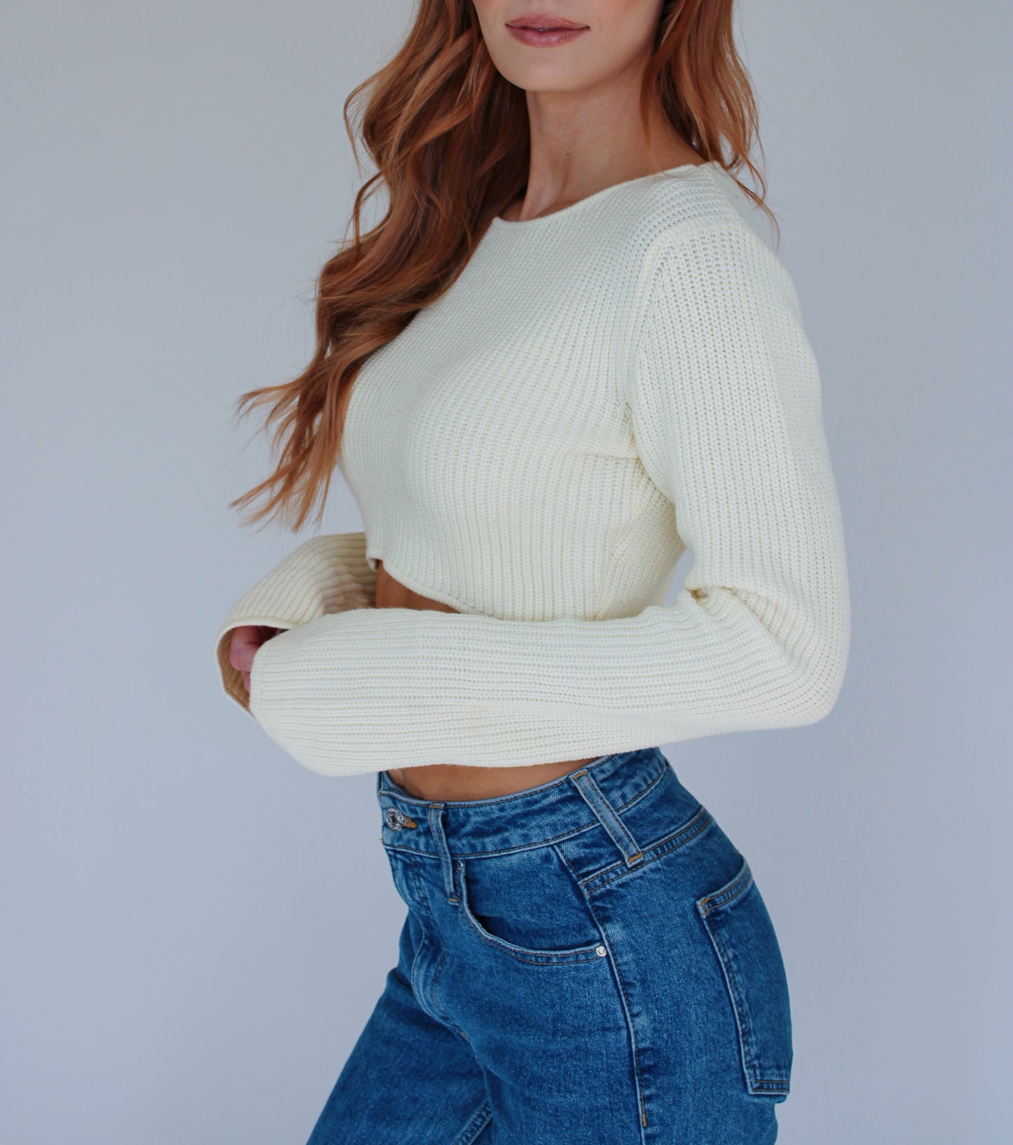 STAPLE CREAM CROPPED KNIT SWEATER